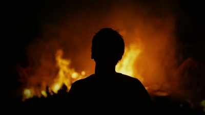 So the door was open,
so they went in to warm themselves, - Spooked Scotland