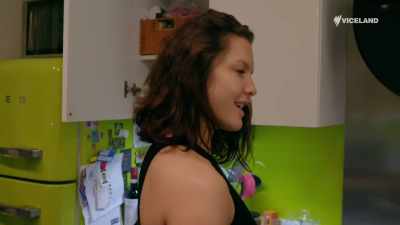 So, the first night that
you met Nicole, - Stacey Dooley Sleeps Over