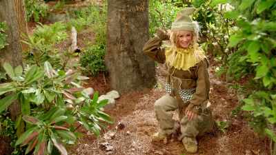So, the next step in preparing
my outdoor dinner party - At Home with Amy Sedaris
