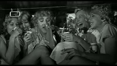 So the one-legged jockey said... - Some Like It Hot
