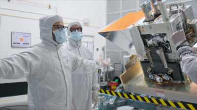 So as the satellite
goes around the planet, - A Brief History of the Future