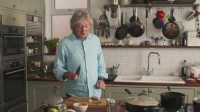 So there you go.
Curry makes you more intelligent - James May: Oh Cook!