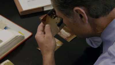 SO, THERE WERE DRIVER'S
LICENSES, THERE WERE PHOTOS, - The Golden State Killer: It's Not Over