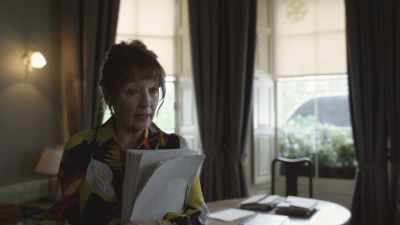 So, there'll be a
handwritten draft, - Magpie Murders
