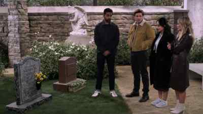 So there's a 50% chance my dad's dead. - How I Met Your Father