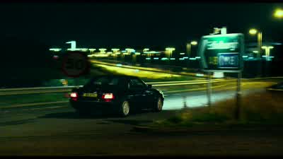 So, there's this room service guy, right? - T2 Trainspotting
