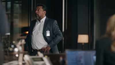 So they'll be watching
her like a hawk, - The Rookie: Feds