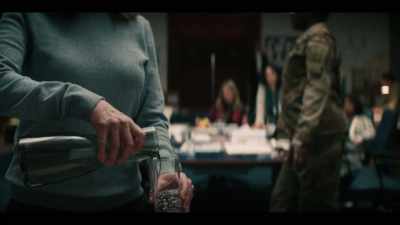 So they'll drop off
Secretary Oliver, - Y: The Last Man