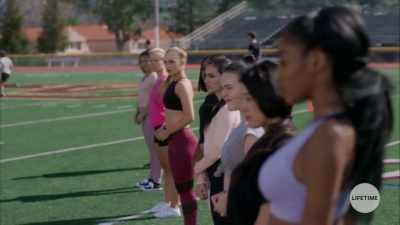 So you think you want
to be a Lioness. - The Secret Lives Of Cheerleaders