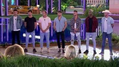 SO THIS TIME AROUND, THE GIRLS
WILL BE CHOOSING WHICH GUY THEY - Love Island