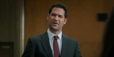 So, even though you felt like
Mr. Elliott was controlling Lara's life, - The Lincoln Lawyer