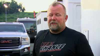 So we threw some more in
it just to see if it would hold it, - Street Outlaws No Prep Kings Team Attack