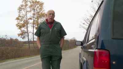 So, had to get
back to the clinic - The Incredible Dr. Pol