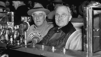 So, Truman actually
only finds out - World War II: Race to Victory