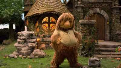 So, Uncle Matt, we filled your museum
with objects from everywhere. - Fraggle Rock: Back to the Rock