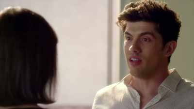 So unloved, so... betrayed. - Famous in Love