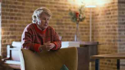 -- So up to 25 soldiers would have
lived on this floor, - Extraordinary Escapes with Sandi Toksvig