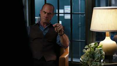 So you want to brief the team - Law & Order: Organized Crime