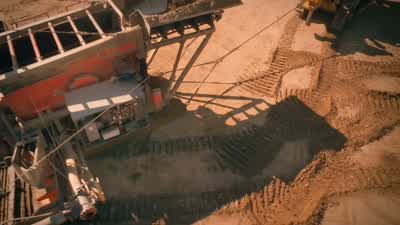 So we got a ramp here we gotta climb up. - Gold Rush