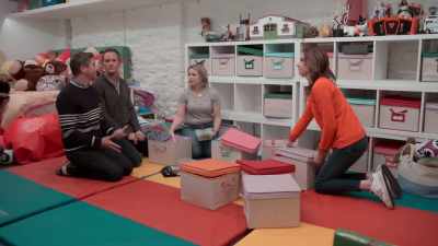 -So, we'll save all the doll stuff.
-[Neil] This was a closet that we... - Get Organized with The Home Edit