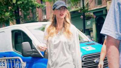So it went on
an open market - Taylor Swift vs Scooter Braun: Bad Blood