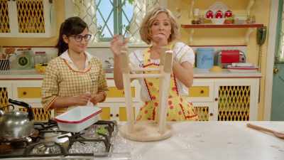 So we're gonna attach
the cheesecloth to the legs - At Home with Amy Sedaris