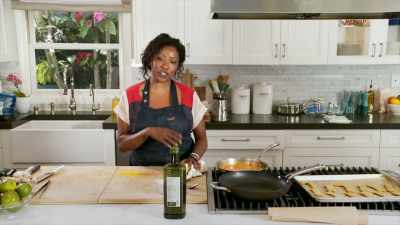 - So we're gonna let our sauce simmer, - Selena + Chef