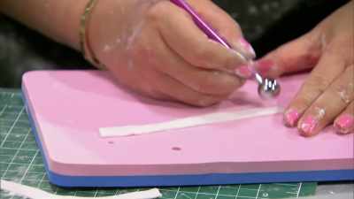 So we're gonna take
the foam pad, my ball tool, - Halloween Cookie Challenge