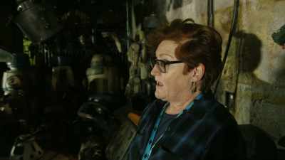 So, we're in babu frik's droid shop, - The Skywalker Legacy