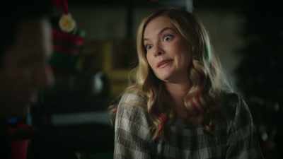 So, we're out of luck. - Unwrapping Christmas: Olivia's Reunion