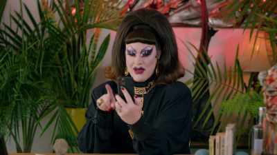 So we're talking about
drag queens here. Am I right? - Dr. Jackie