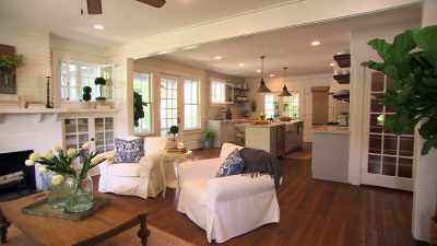 So we've obviously done
farmhouse before. - Fixer Upper: Behind the Design