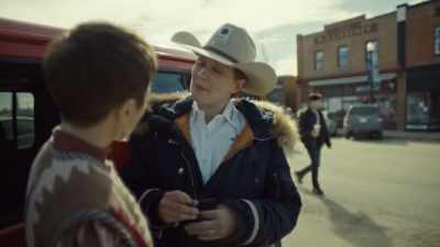 - So what are you thinking?
- That my mentor, the Sheriff Emeritus, - Wynonna Earp: Vengeance