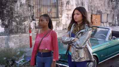 So what are we
doing here? - Bring It On: Worldwide #Cheersmack