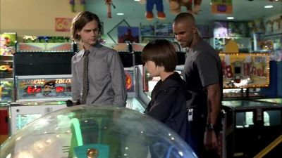 So what are you youngsters
playing these days? - Criminal Minds