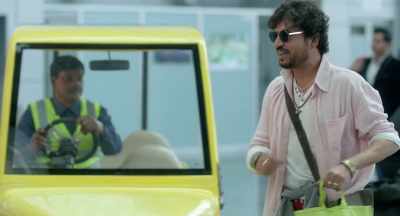 So what did they offer you
in business class? - Qarib Qarib Singlle