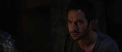 - So, what do we do?
- It's light. - Tar