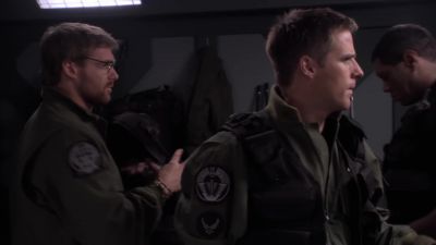 So what do you reckon the range of this thing is. - Stargate SG-1