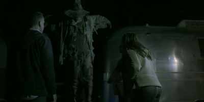 - So what we going to do? - Amityville Scarecrow