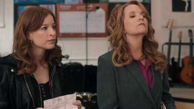 So, what, you heard about
the missing violin - The Spencer Sisters