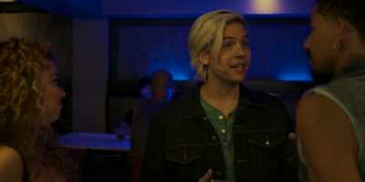 So, when we find
somebody cool, - My Fake Boyfriend