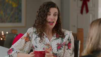 So, when is the party?
-It's Saturday at seven. - The Secret Gift of Christmas