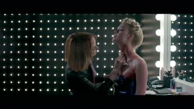 So, where are you staying? - The Neon Demon