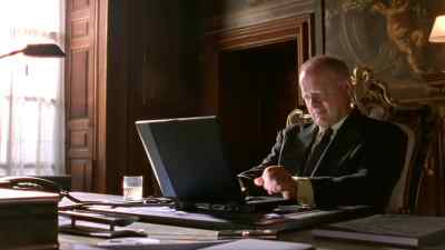 - So where's my full grand? - Hustle