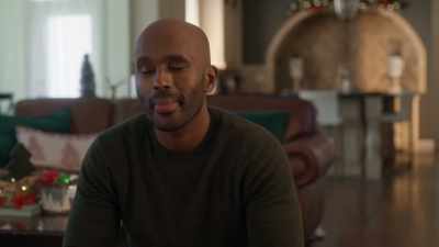 So why aren't you at home with
your mom for Christmas? - BeBe Winans’ We Three Kings