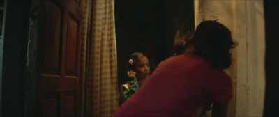 - So why is Sahar made up?
- She imitates me to have fun. - Capernaum