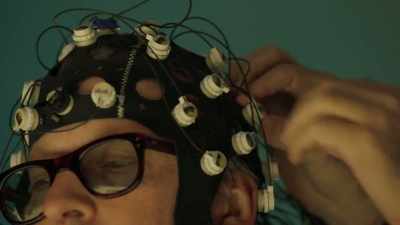 So it will register that something happened - Inside the Mind of a Con Artist