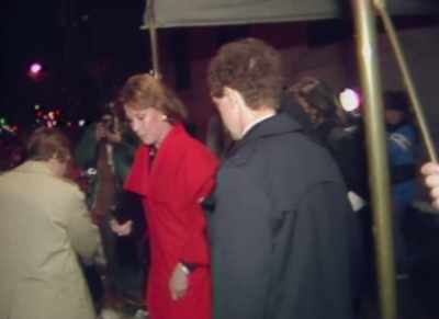 So, with Robert,
it was an opportunity to say, - Being Mary Tyler Moore