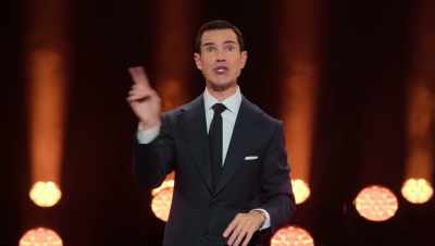 So... women, very good at communicating, - Jimmy Carr: Natural Born Killer