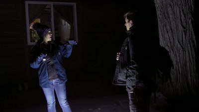So they would always hear
hums and bangs underground. - Beyond Skinwalker Ranch